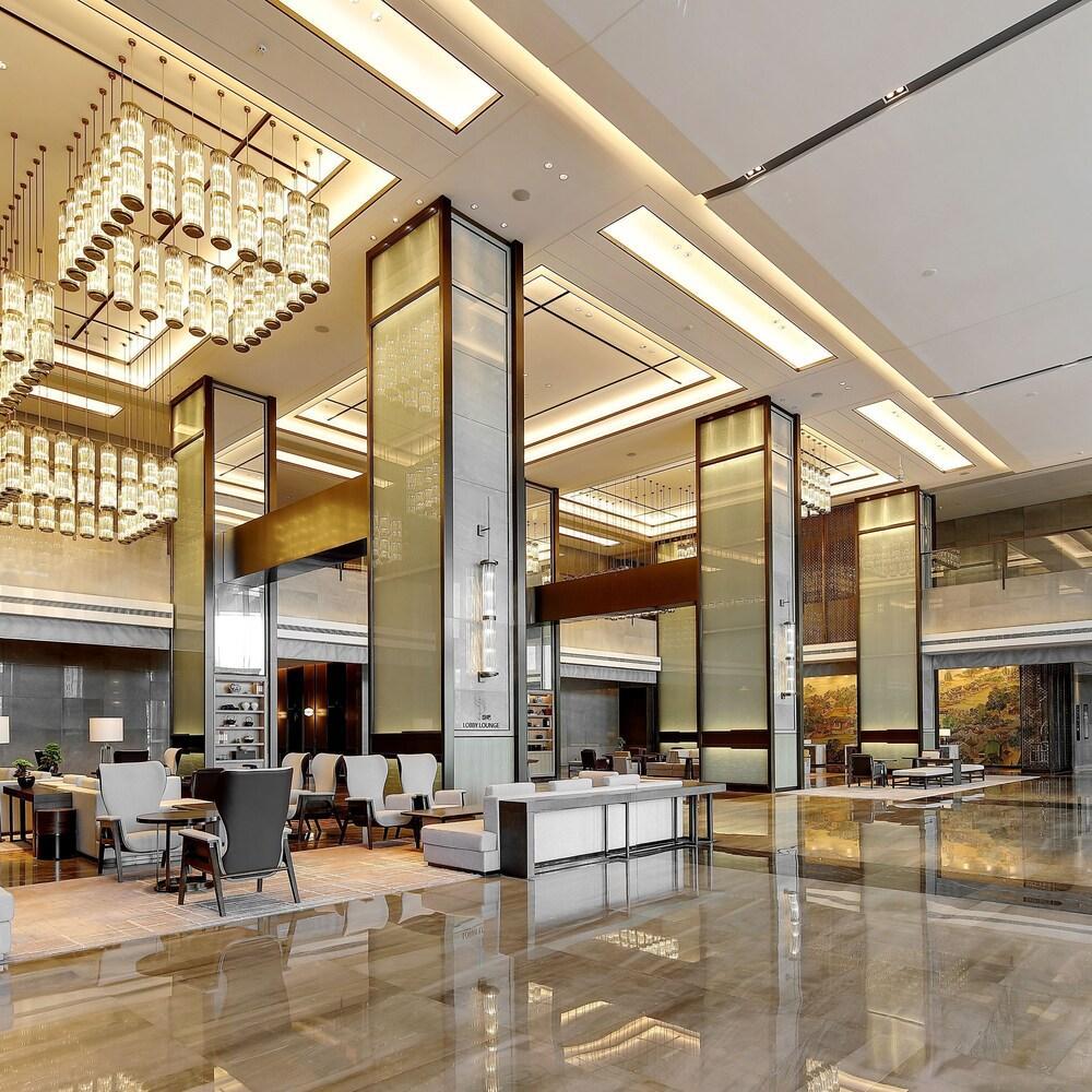 Dongguan Dongcheng International Hotel - Free Shuttle Buses For Executive Room Guests During Canton Fair מראה חיצוני תמונה