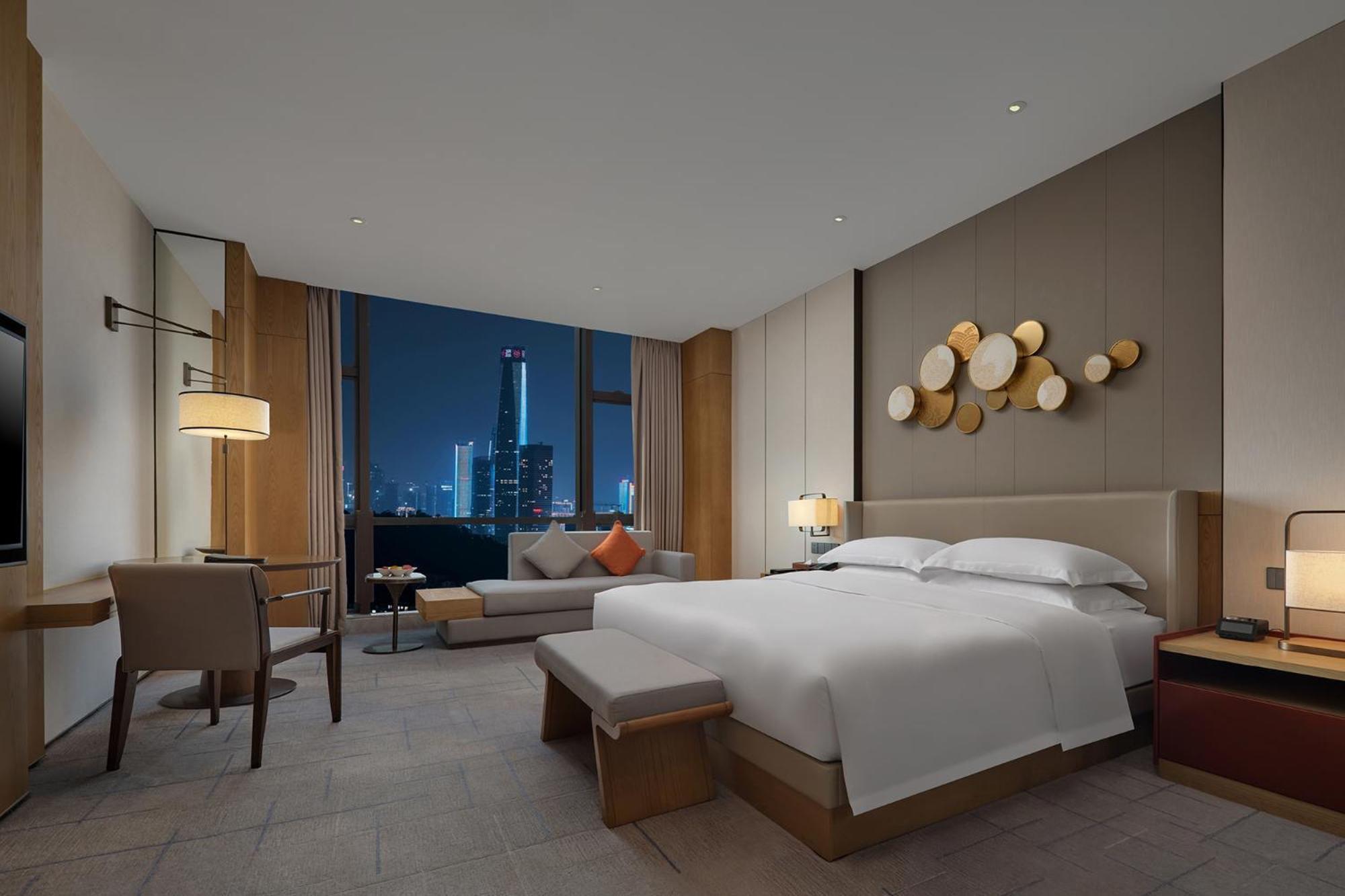 Dongguan Dongcheng International Hotel - Free Shuttle Buses For Executive Room Guests During Canton Fair מראה חיצוני תמונה