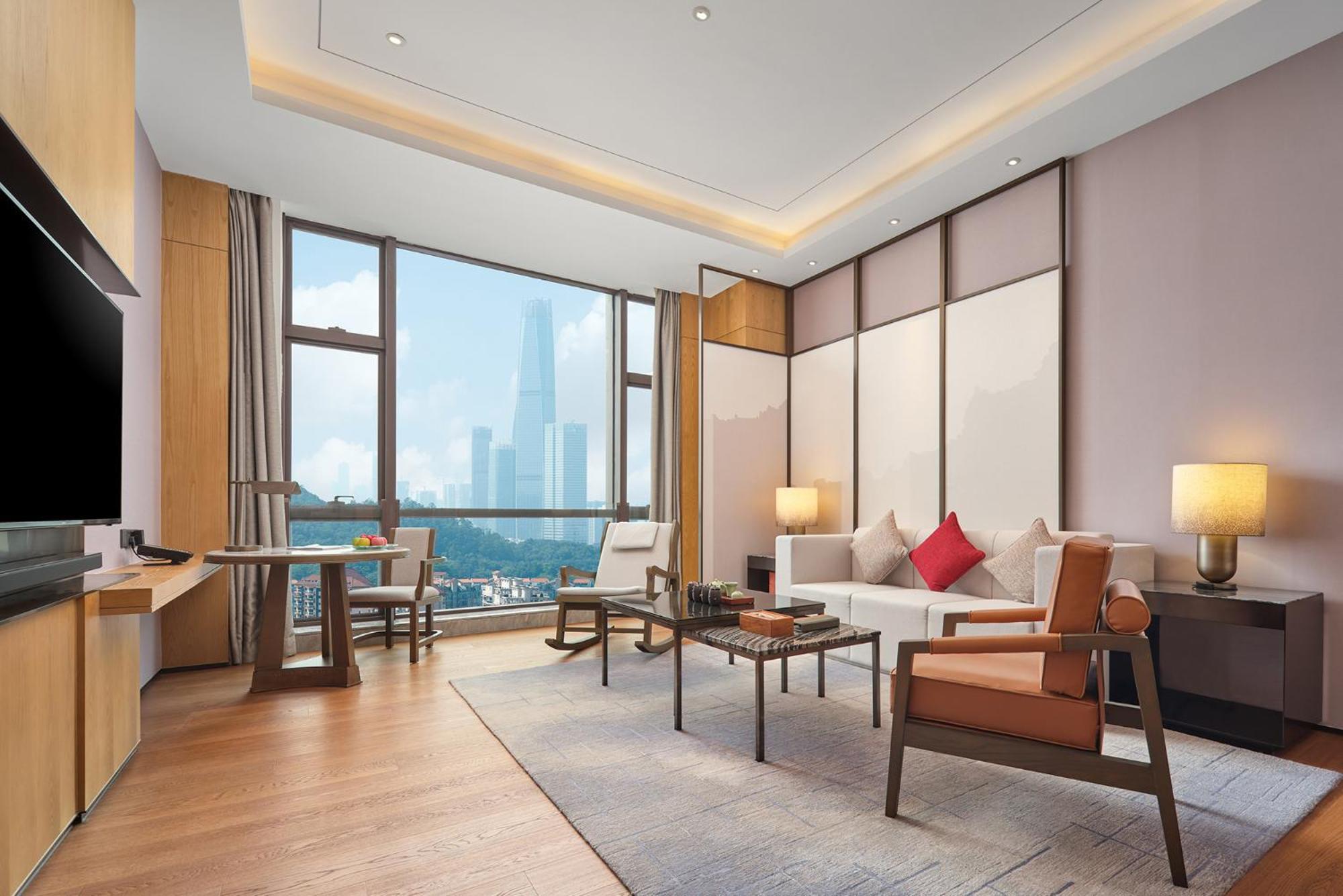 Dongguan Dongcheng International Hotel - Free Shuttle Buses For Executive Room Guests During Canton Fair מראה חיצוני תמונה