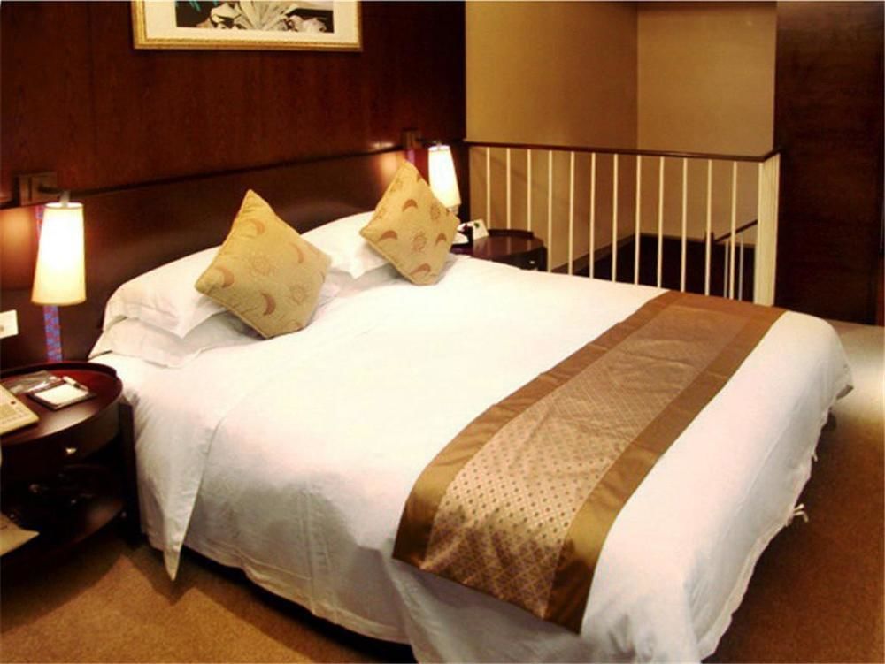 Dongguan Dongcheng International Hotel - Free Shuttle Buses For Executive Room Guests During Canton Fair מראה חיצוני תמונה